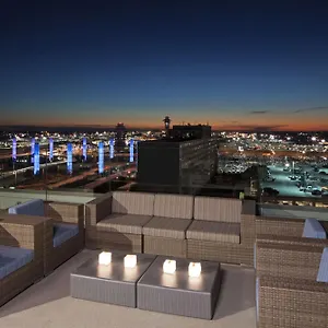 H Angeles, Curio Collection By Hilton Hotell